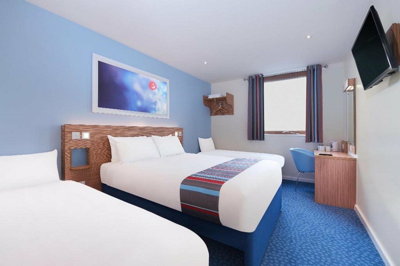 แทรเวลลอดจ์ สนามบินเบอร์มิงแฮม Hotel ภายนอก รูปภาพ